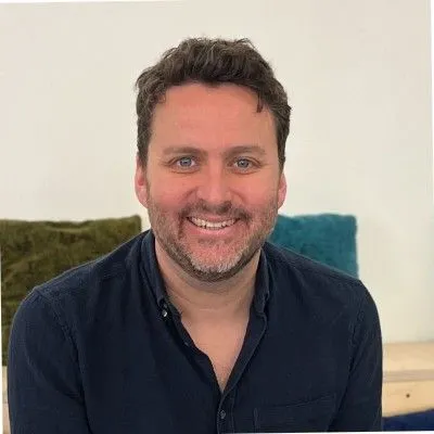Simon Akers